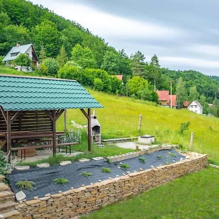 Horska Cervena Skala