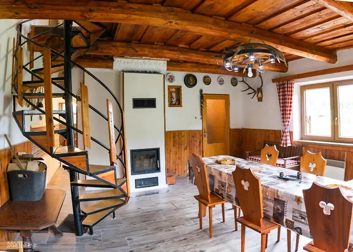 Horska Cervena Skala