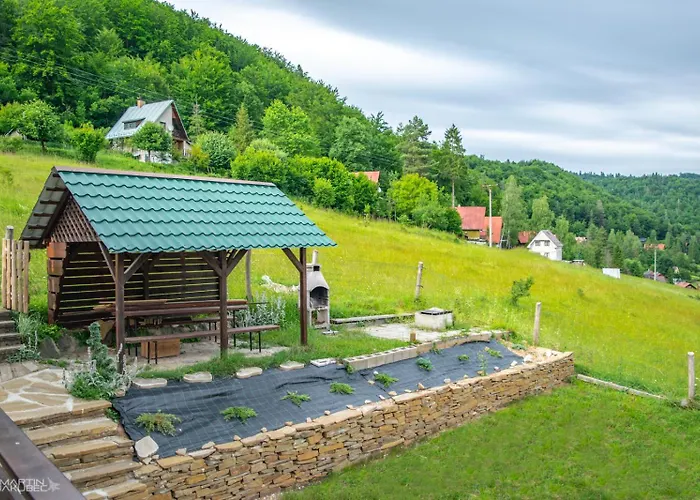 Horska Cervena Skala